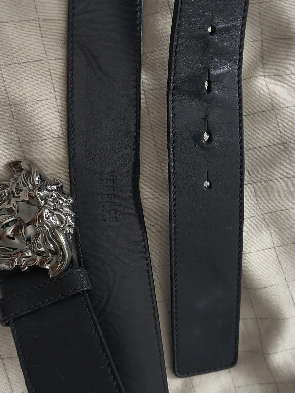 Versace staple premium